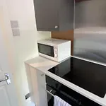 Elegant Studio In Central Hove - 5 Min Walk To Beach - 10 Min To Brighton