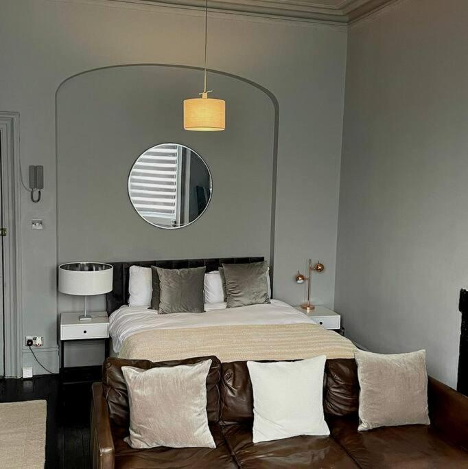 Elegant Studio In - 5 Min Walk To - 10 Min To Appartement