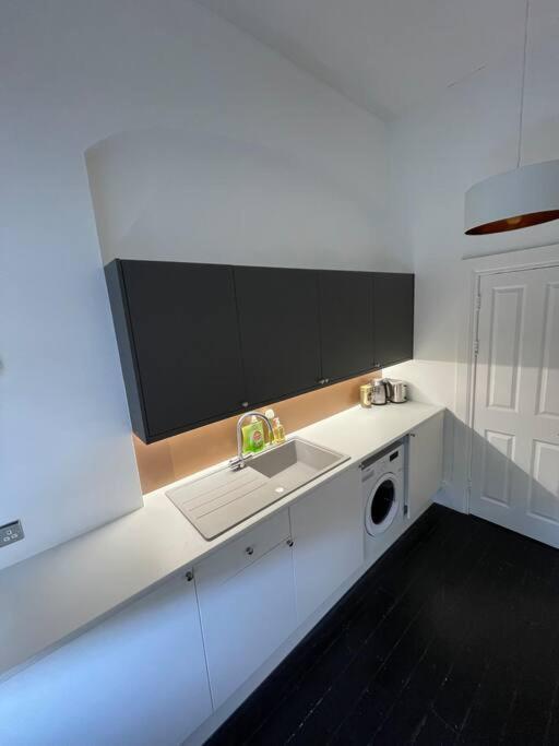 Appartement Elegant Studio In - 5 Min Walk To - 10 Min To Hove